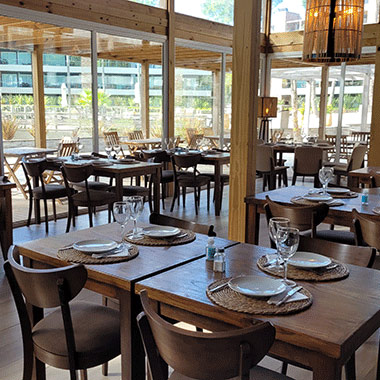 Latitud Norte - Departamento con piscina climatizada en Pinamar